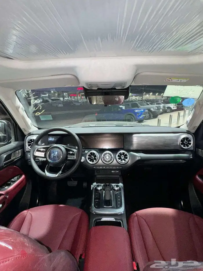 تانك 300 فل كامل موديل 2026 14