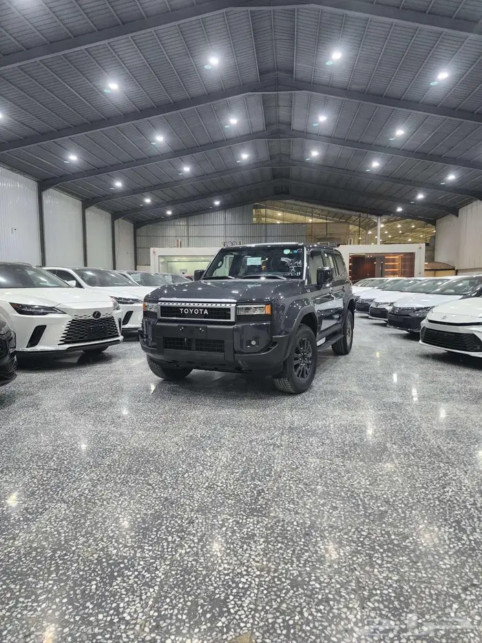 تويوتا برادو TXL1 بنزين 2025 السعر 181700 عرض خاص 1