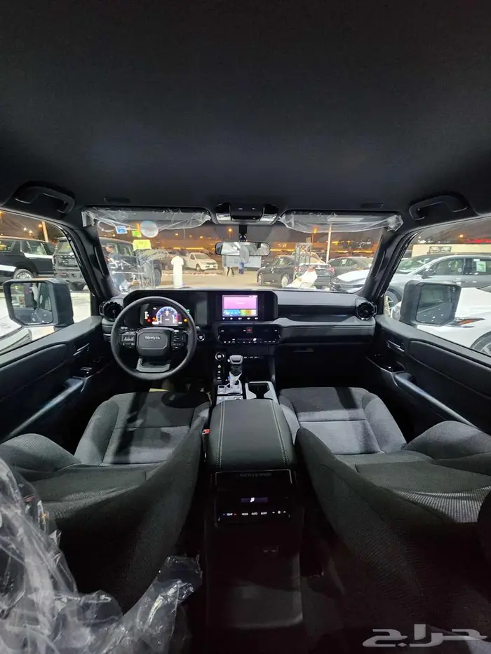 تويوتا برادو TXL1 بنزين 2025 السعر 181700 عرض خاص 4