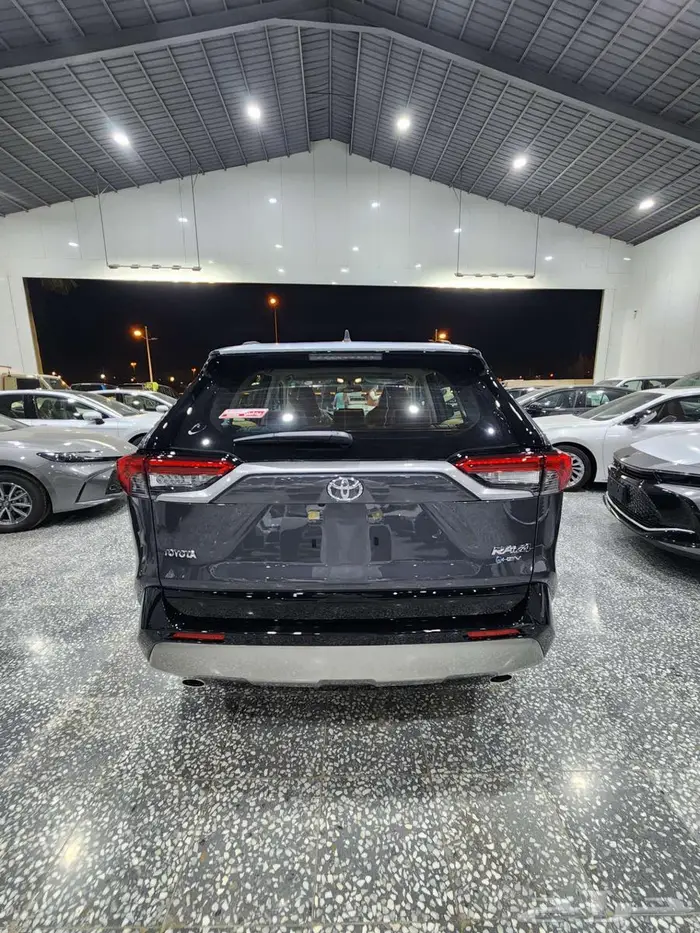 راف فور فتحه XLE هايبرد 2025 السعر 129950 4