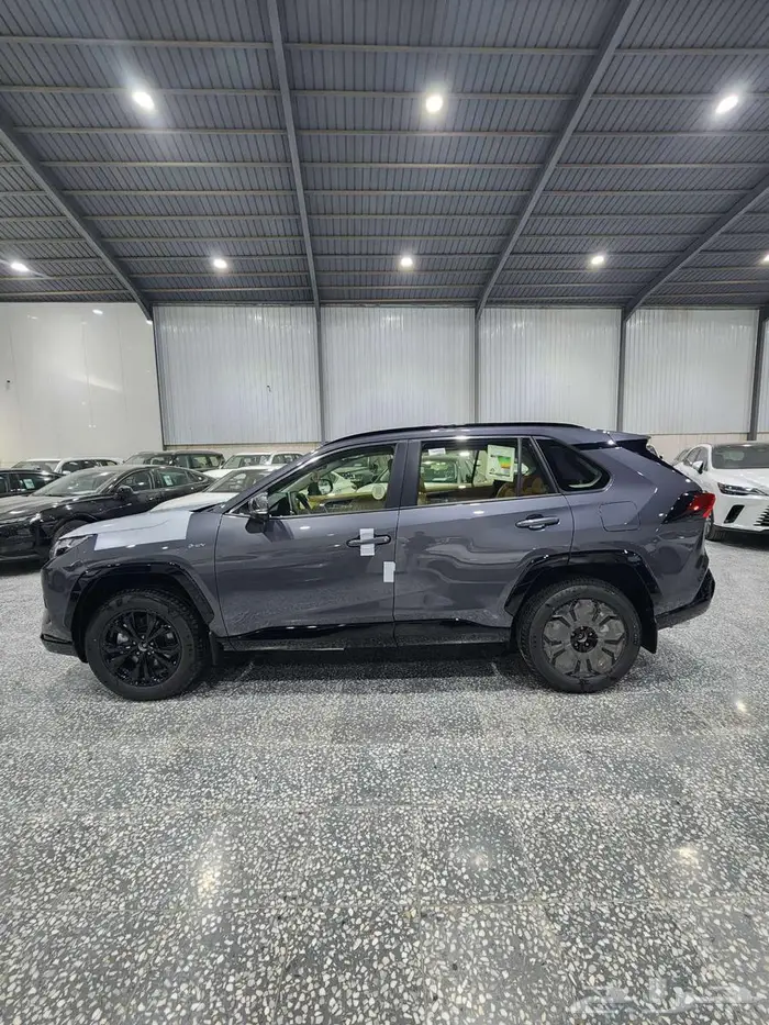 راف فور فتحه XLE هايبرد 2025 السعر 129950 3