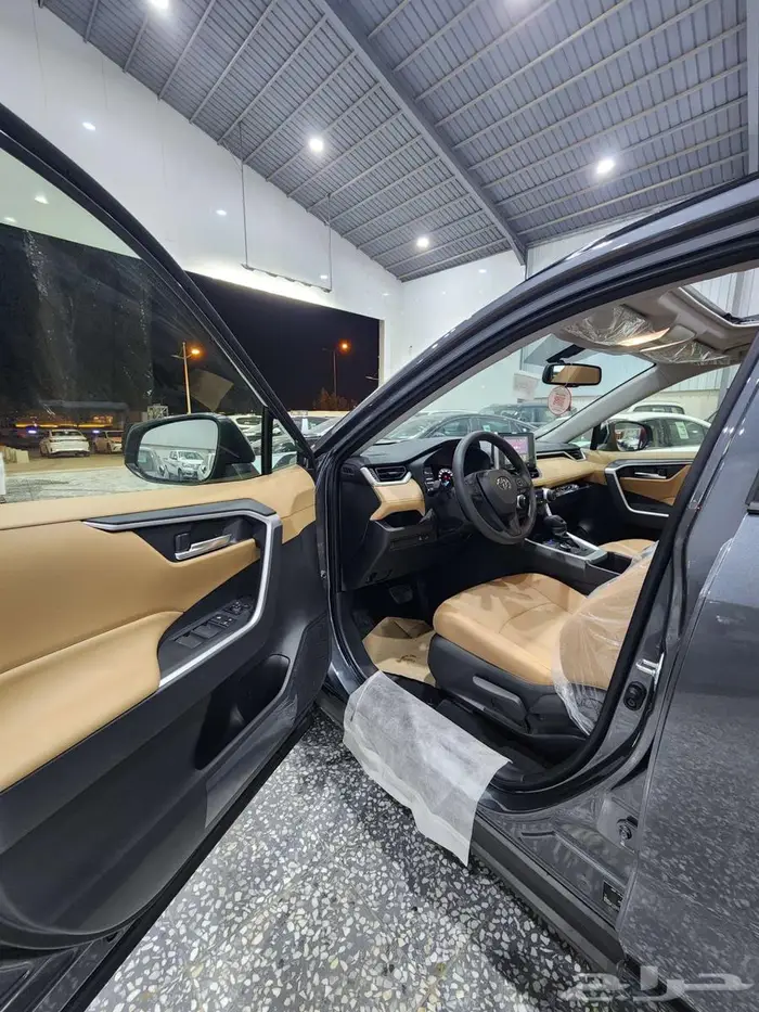 راف فور فتحه XLE هايبرد 2025 السعر 129950 12