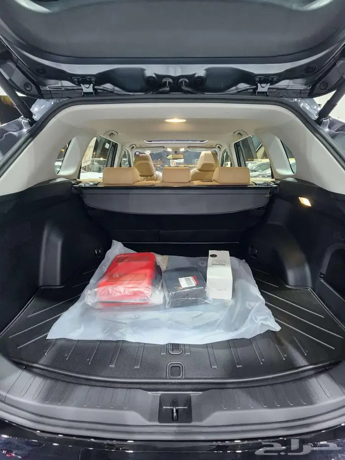 راف فور فتحه XLE هايبرد 2025 السعر 129950 15