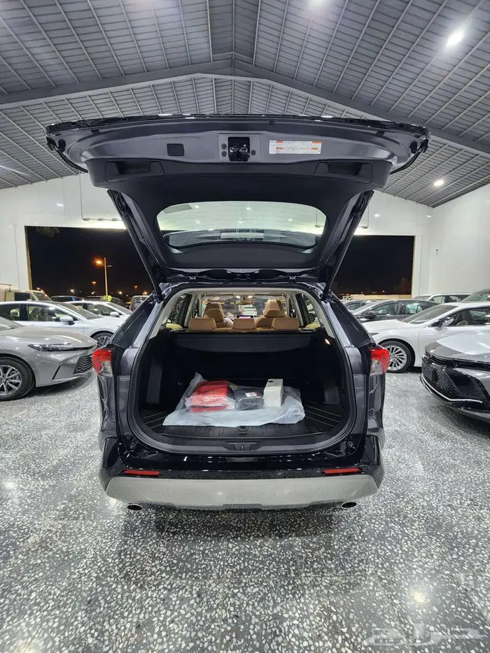 راف فور فتحه XLE هايبرد 2025 السعر 129950 16