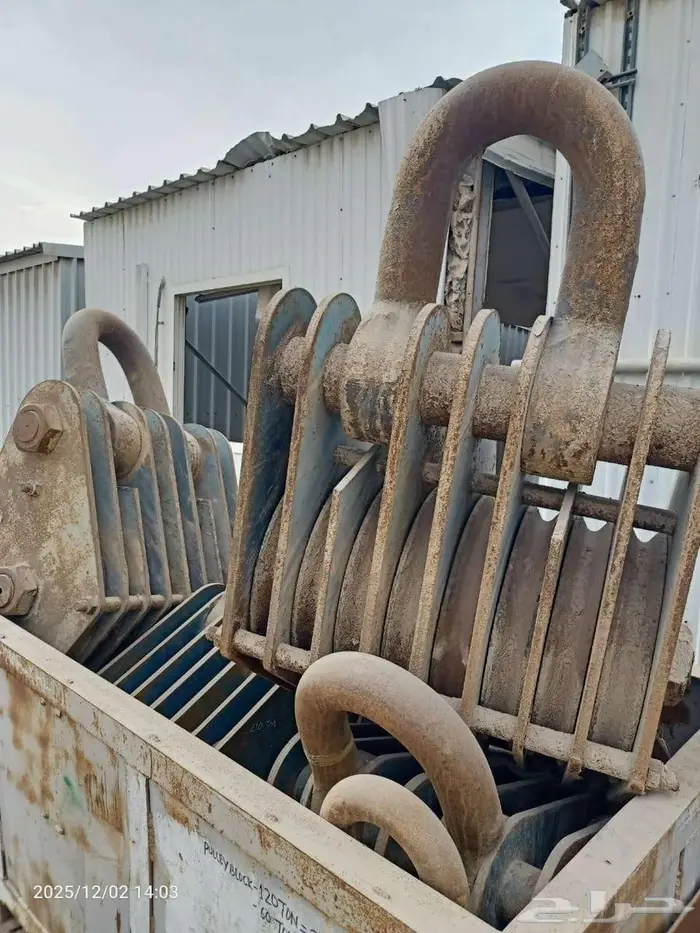 USED CRANE HOOKS FOR SALE -HEAVY DUTY 3