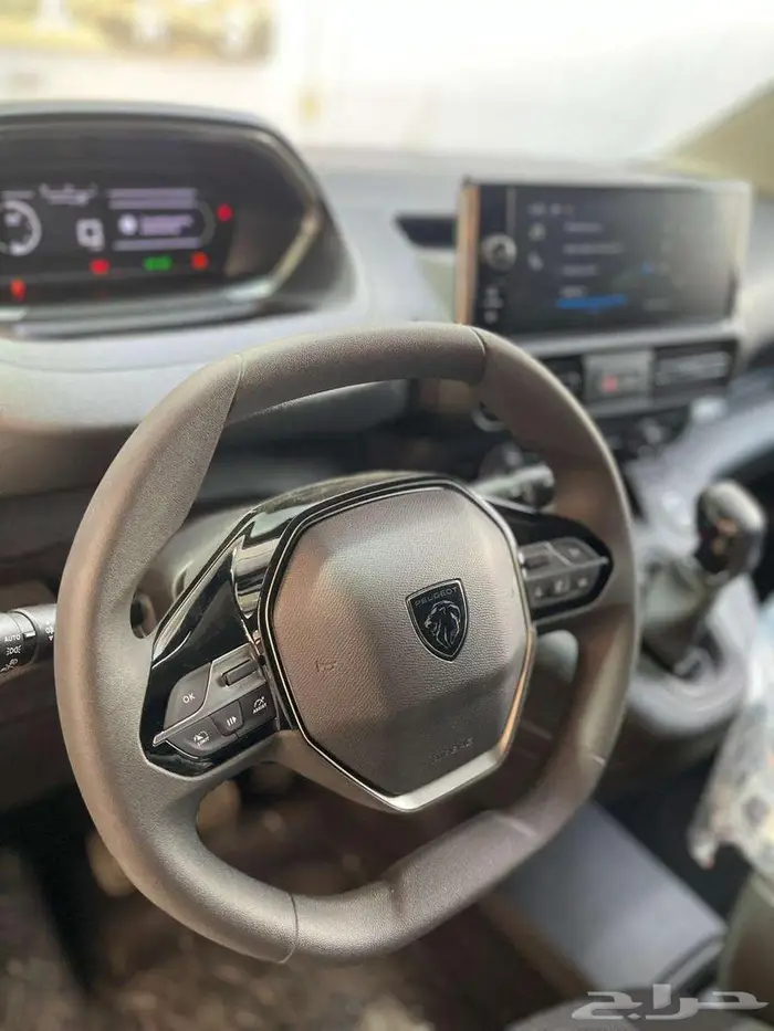 بيجو بارتنر بضاعة ديزل قير عادي -شاص طويل موديل 2026 17