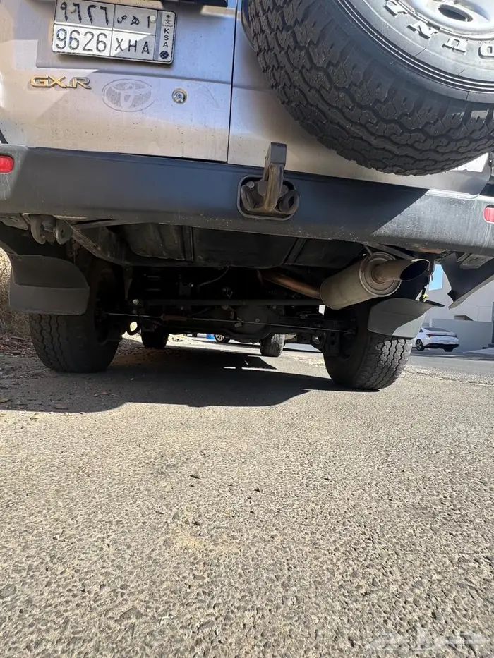 لاندكروزر صالون 2001 4