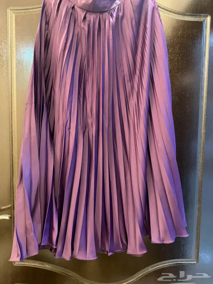 بيع تنورة وبلوزة 3