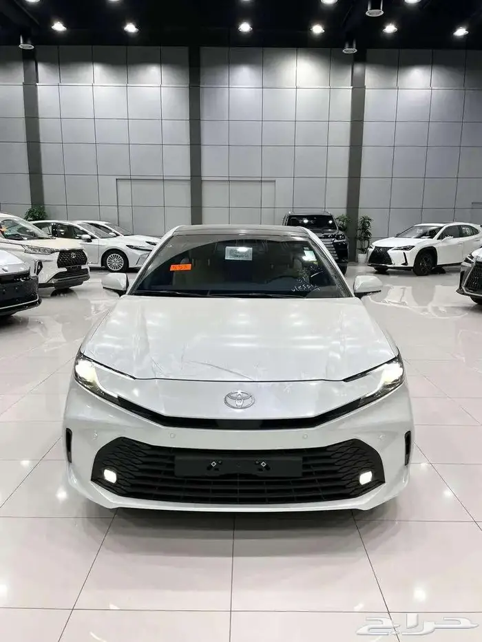 تويوتا- كامري- LE -هايبرد- 2025-بطاقه - ابيض 19