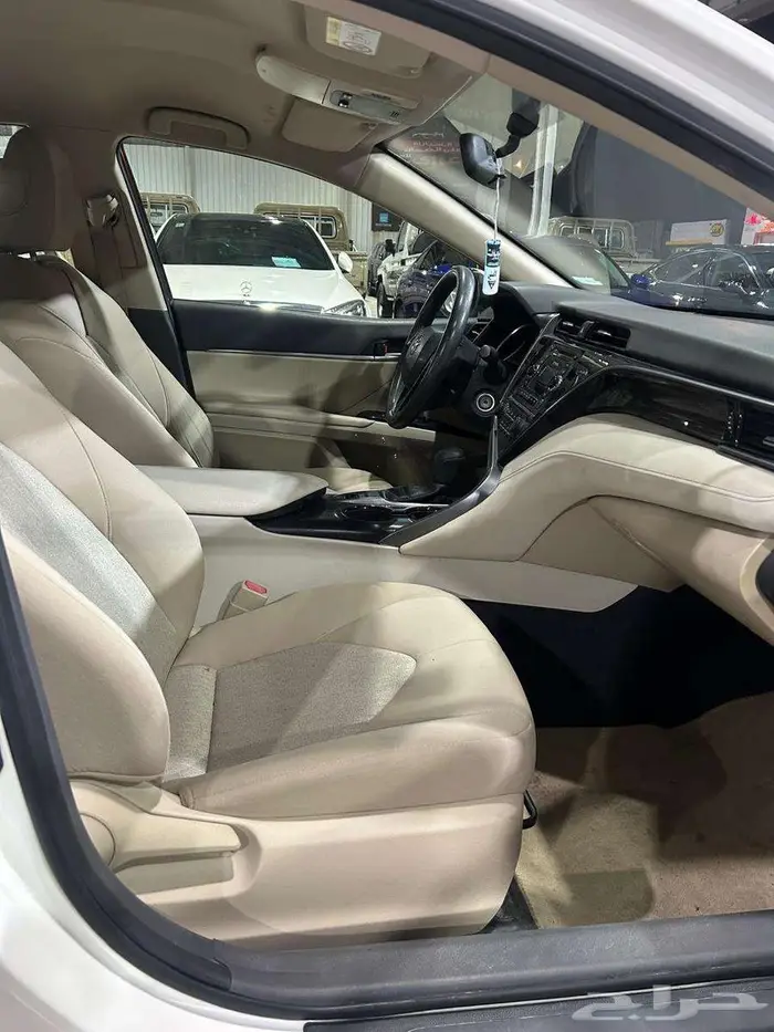 تويوتا كامري 2020 ممشى قليل LE 14