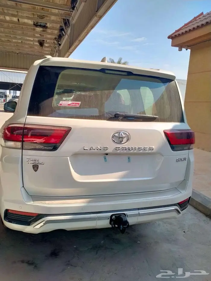 تويوتا لاندكروزر GXR3 بنزين 2025 سعودي 7