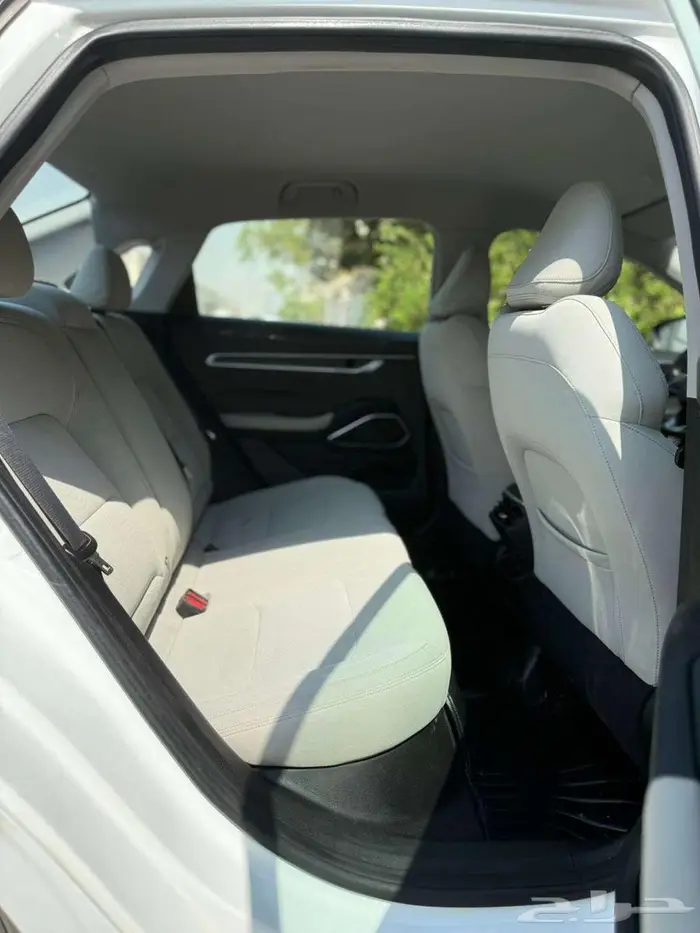 جيلي ام جراند 7 نص فل موديل 2023 كاش و اقساط 15