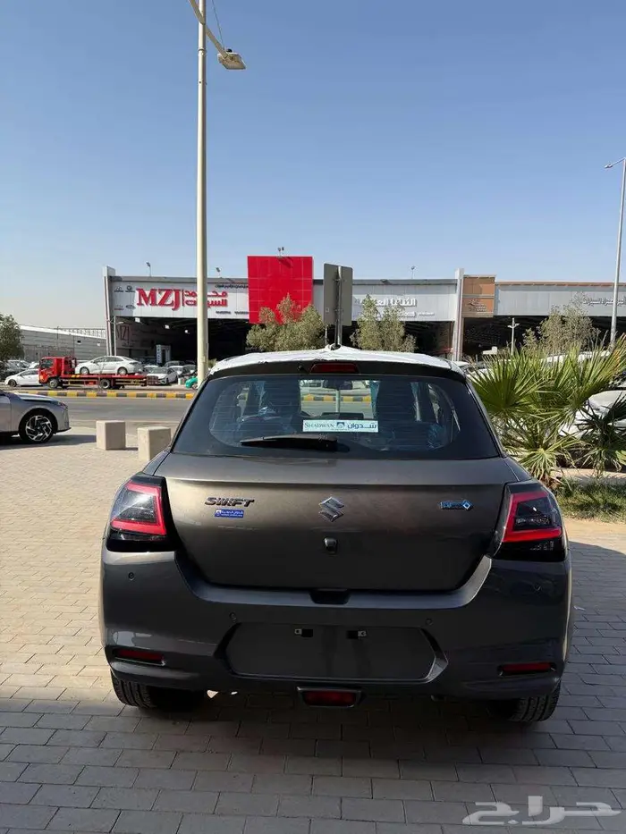 سوزوكي سويفت GLX فل موديل 2025 15