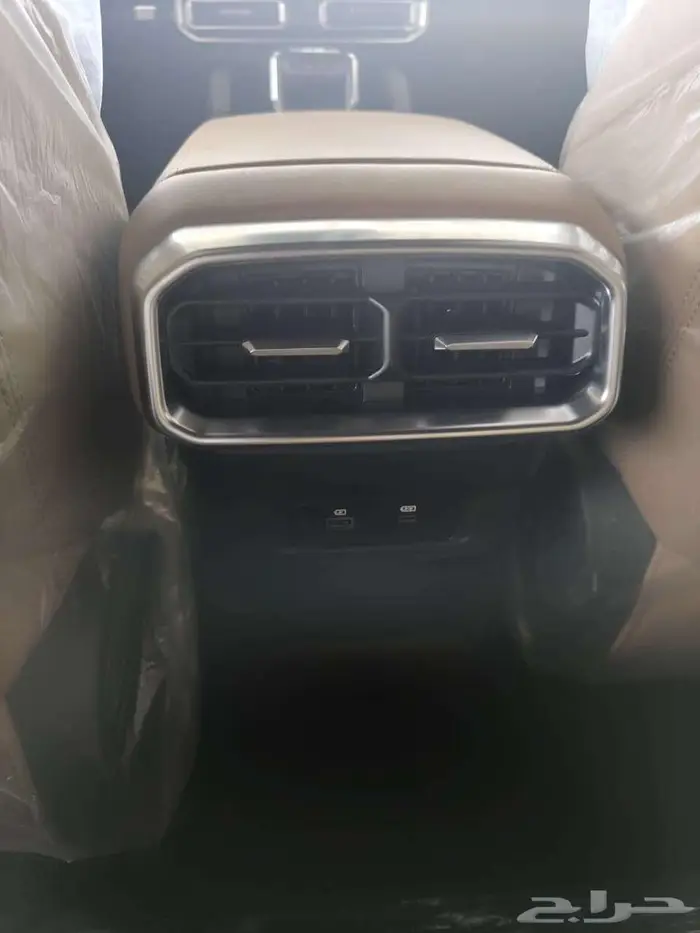 جيتور تي 2 لاكجري بلس 2026 اسود  فضي لامع  اخضر 6