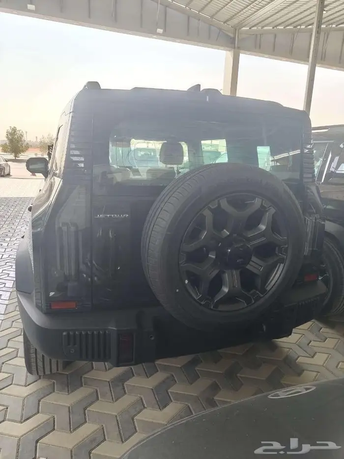 جيتور تي 2 لاكجري بلس 2026 اسود  فضي لامع  اخضر 2