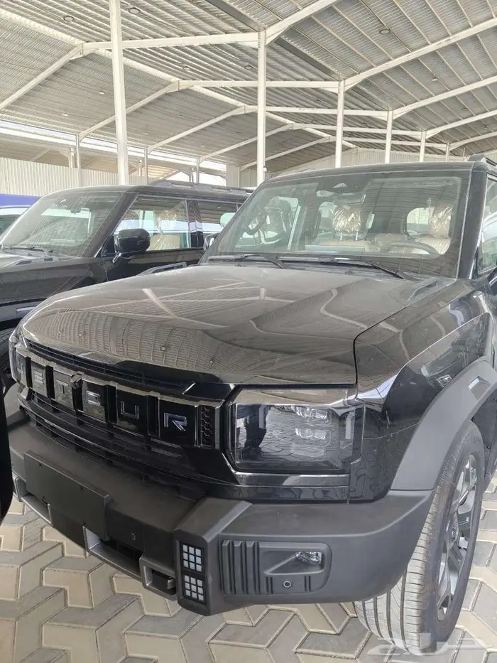 جيتور تي 2 لاكجري بلس 2026 اسود  فضي لامع  اخضر 1