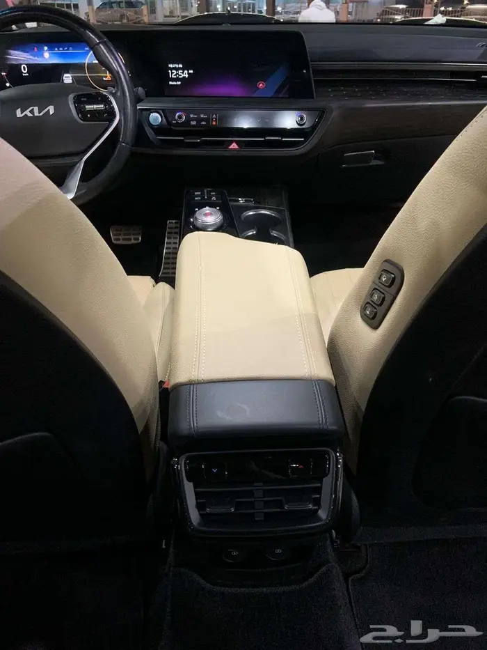 كيا K8 مستورد بنزين 2022 بانوراما بروجيكتر بصمه رادار 22