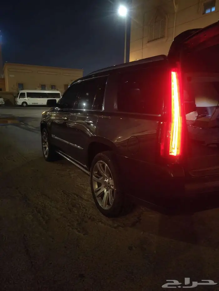 كاديلاك اسكاليد 2015 15