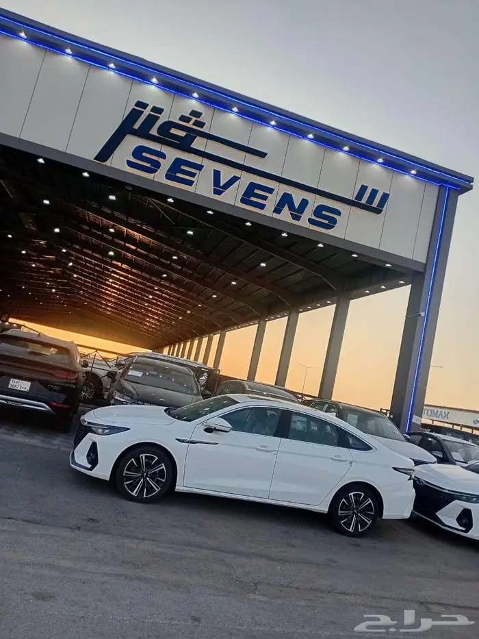 شيري اريزو 8 2025 لكجيري لدى سفنز التجارية للسيارات 2