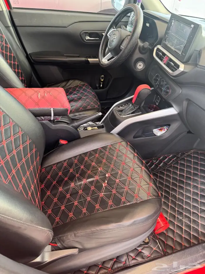 تويوتا رايز 2022 فل كامل اللون احمر 7