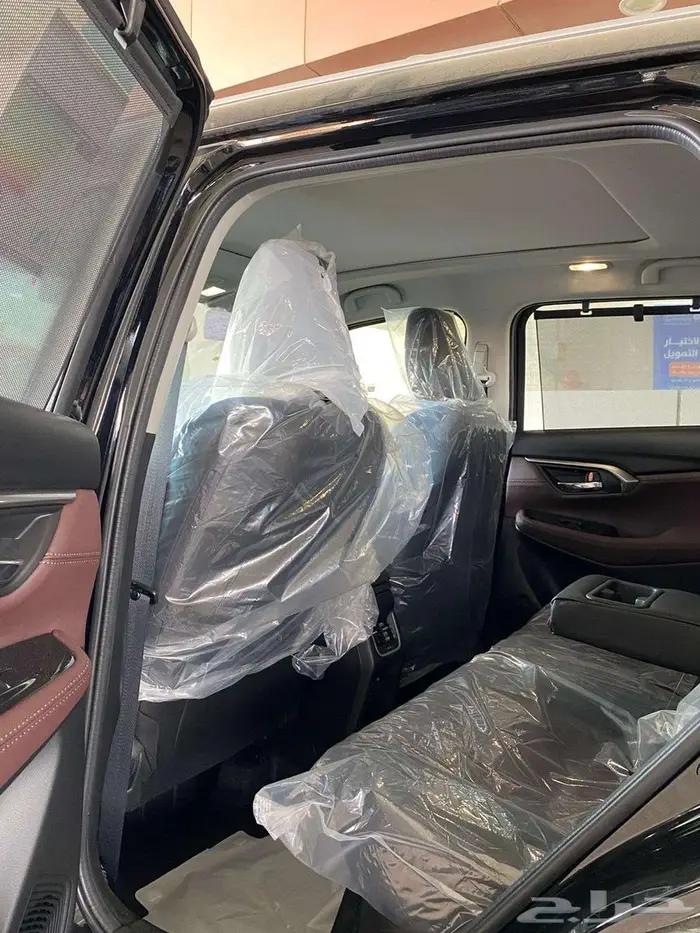 اوربان GLXفل كامل لون فضي 2026 متوفر لدى معرض الفريدي 3