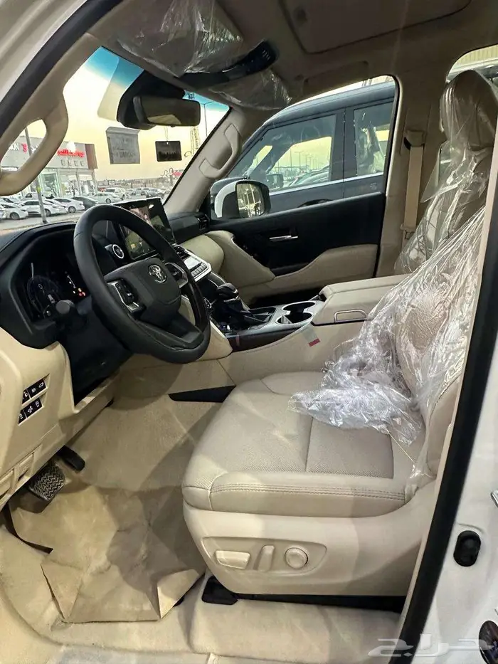 تويوتا لاندكروزر GXR 4 بنزين 2026 سعودي 7