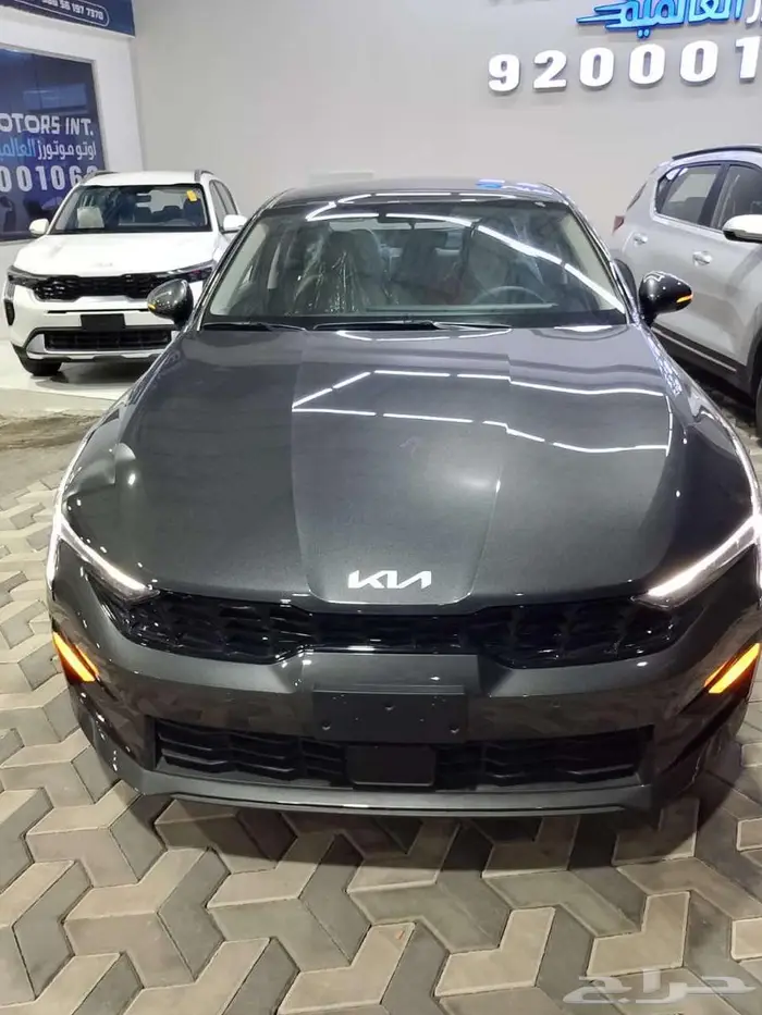 كيا K5 2026 ستاندر تشغيل مفتاح الحق عروض نهاية السنة 1