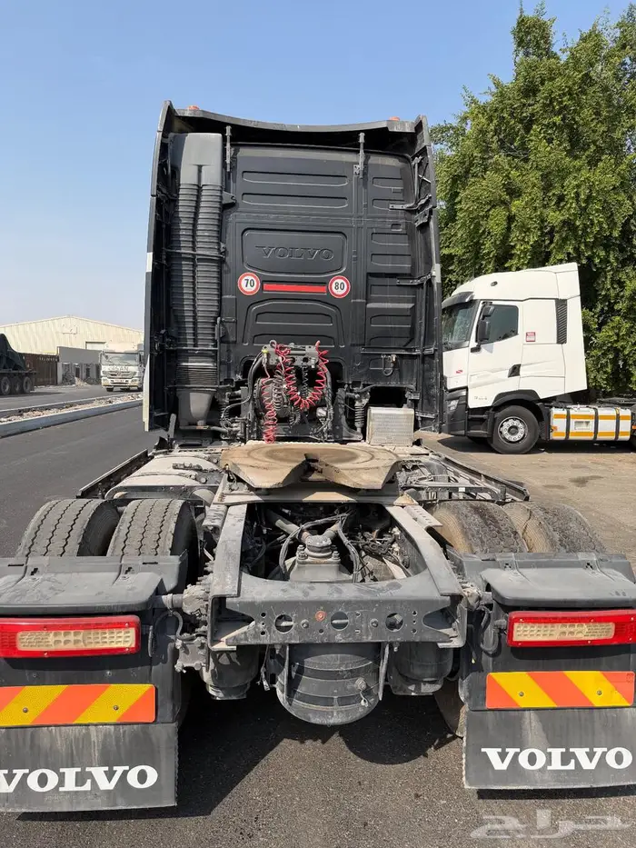 فولفو 2021 بطاقة جمركية 12