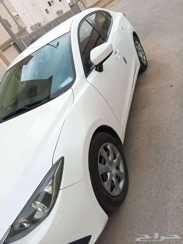 مازدا سيدان 3 الموديل 2015 11
