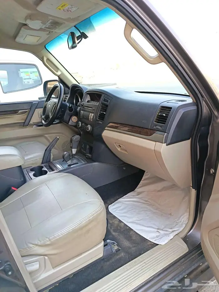 سيارة باجيرو متسوبيشي 3