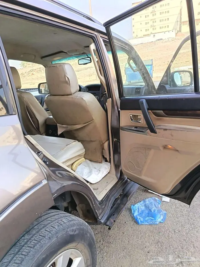 سيارة باجيرو متسوبيشي 7