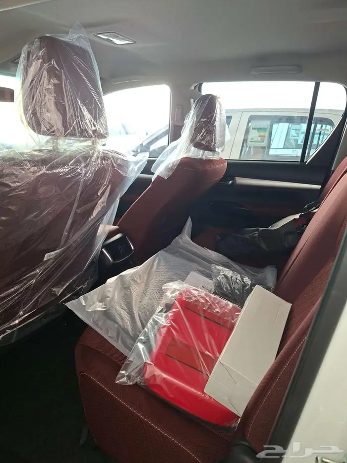 هايلوكس غمارتين S-GLX اوتوماتيك بنزين 2025 4