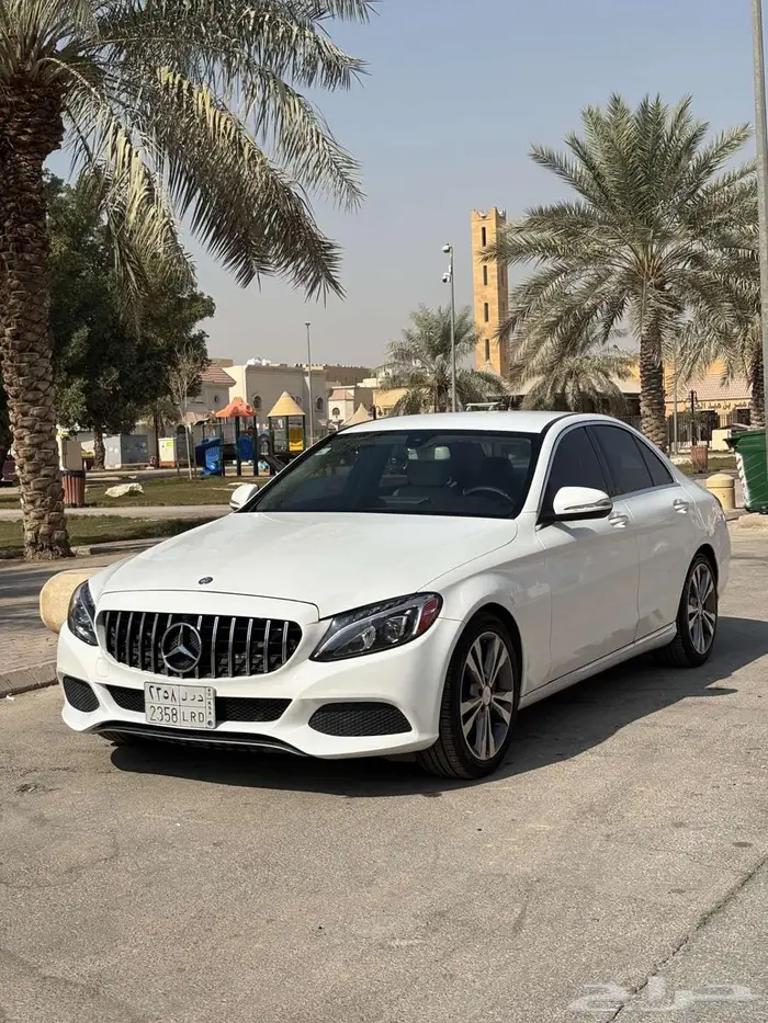 مرسيدس سي كلاس C300 بسعر ممتاز 0