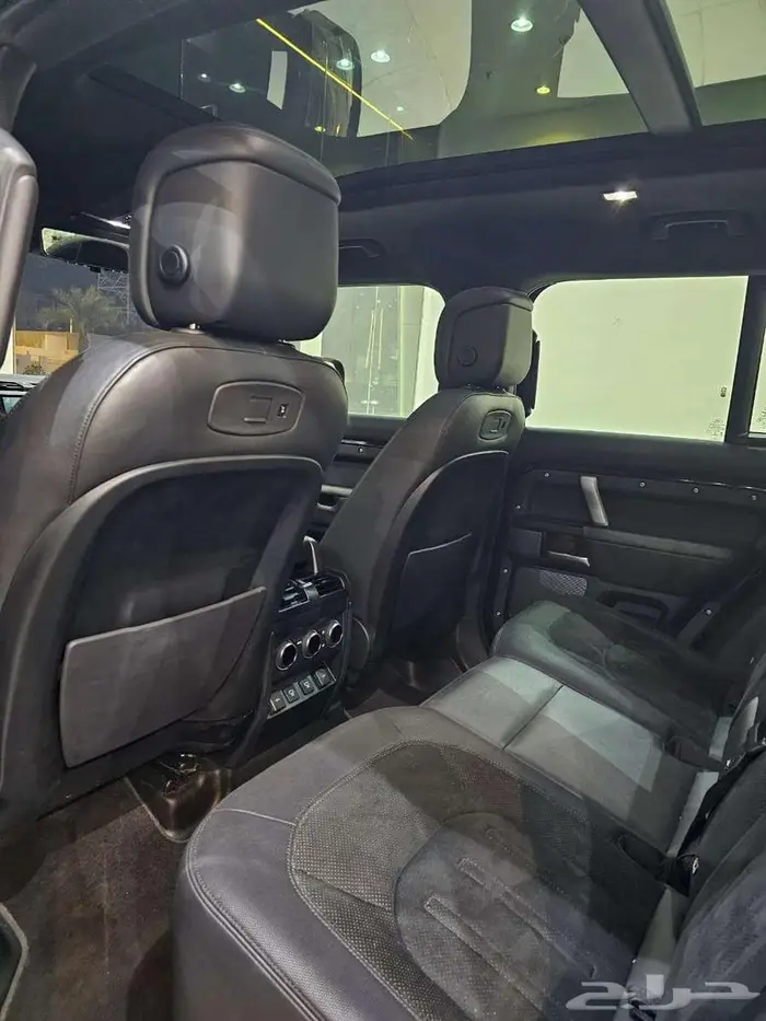 لاند روفر ديفندر 2022 8 سلندر سعودى 15