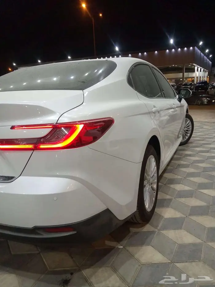 تويوتا كامري 2025 3