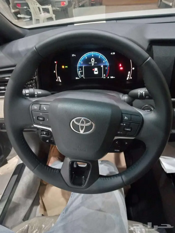 تويوتا كامري 2025 6