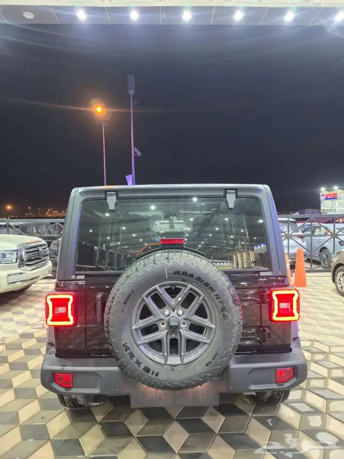 جيب رانقلر سبورت 2025 سعودي حصري في سفنز 14