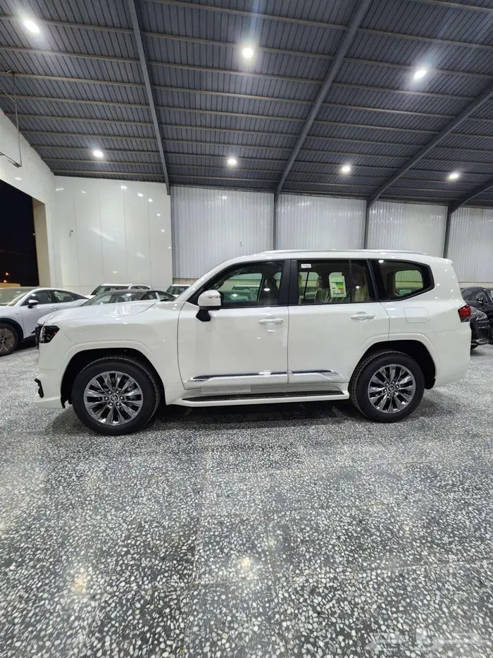 لاندكروز GXR_S بنزين 2025 السعر 316825 3