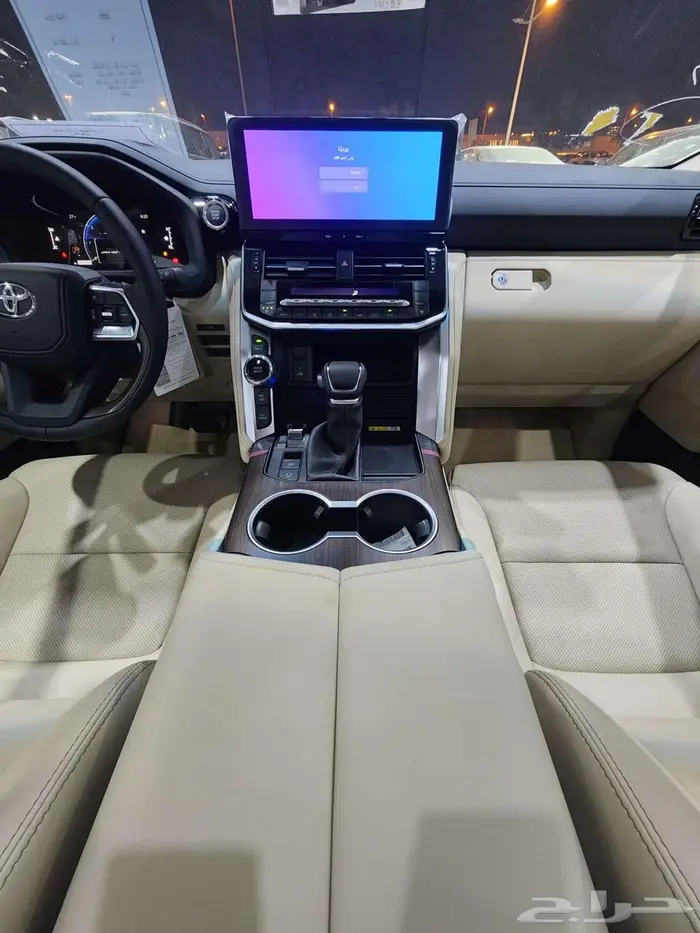 لاندكروز GXR_S بنزين 2025 السعر 316825 7