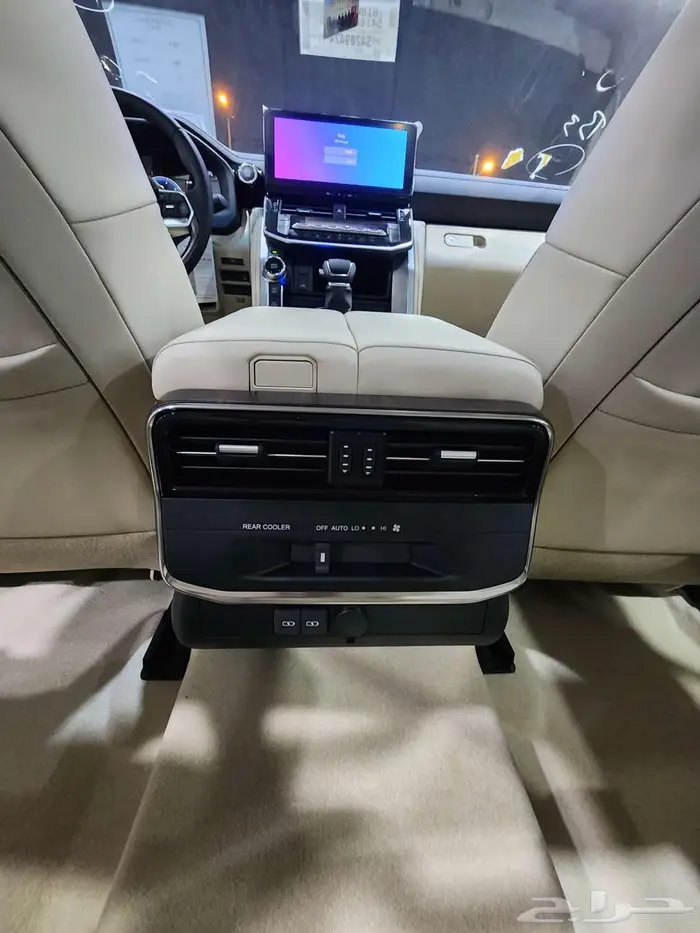 لاندكروز GXR_S بنزين 2025 السعر 316825 14