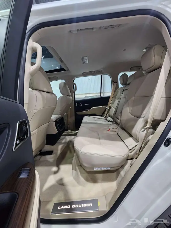 لاندكروز GXR_S بنزين 2025 السعر 316825 13