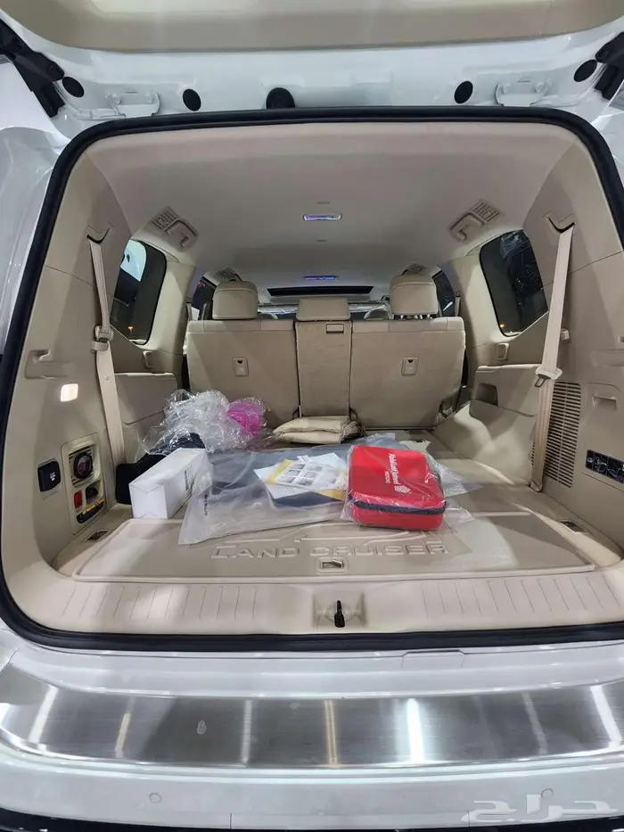 لاندكروز GXR_S بنزين 2025 السعر 316825 15