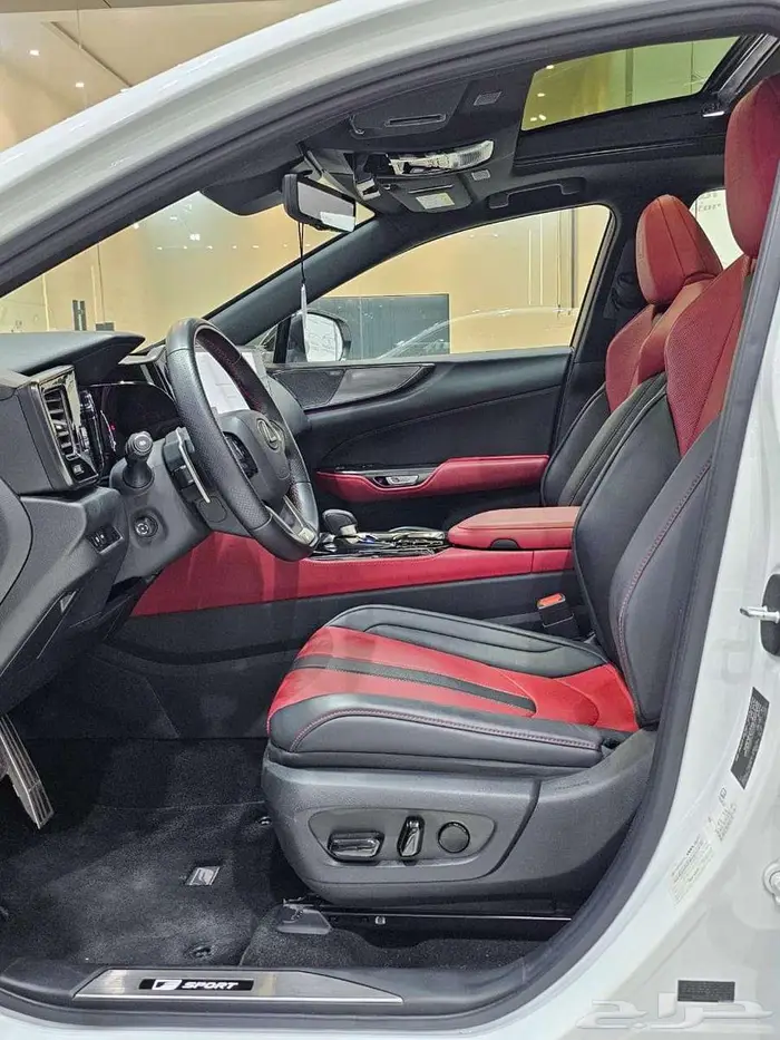 لكزس NX350 F سبورت - موديل 2022 فل كامل 12