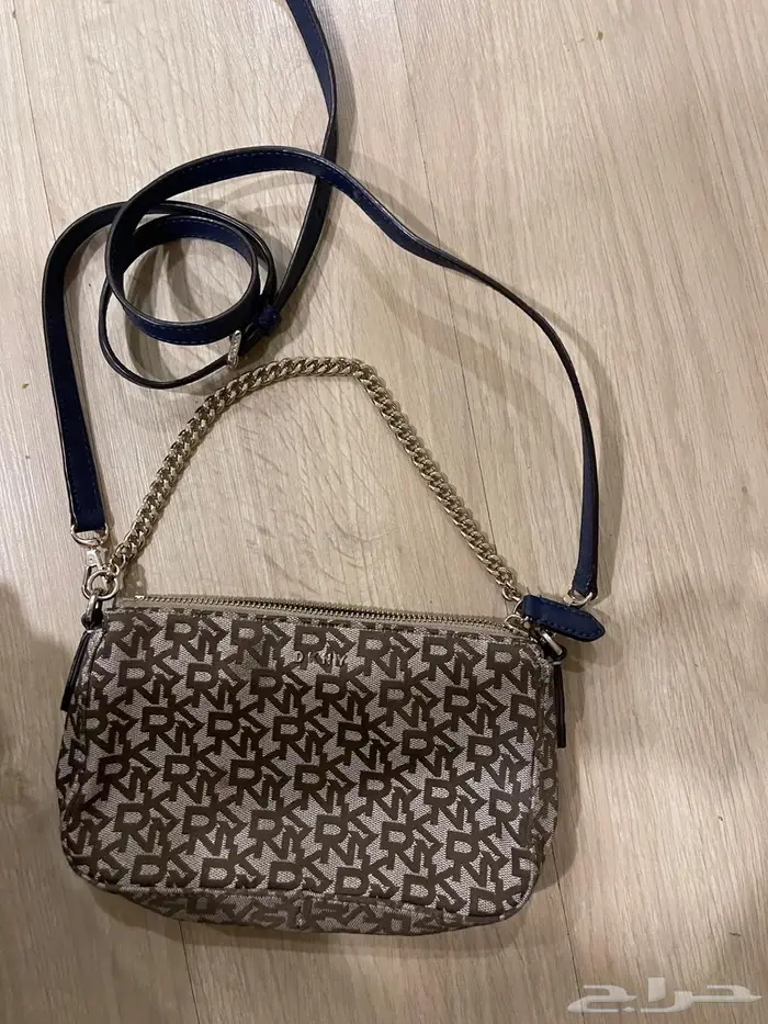 حقيبة ماركة DKNY دكني صغيرة 5