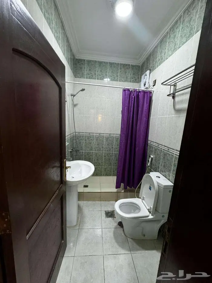 شقة مؤثثة للإيجار في جدة   حي السلامة 10