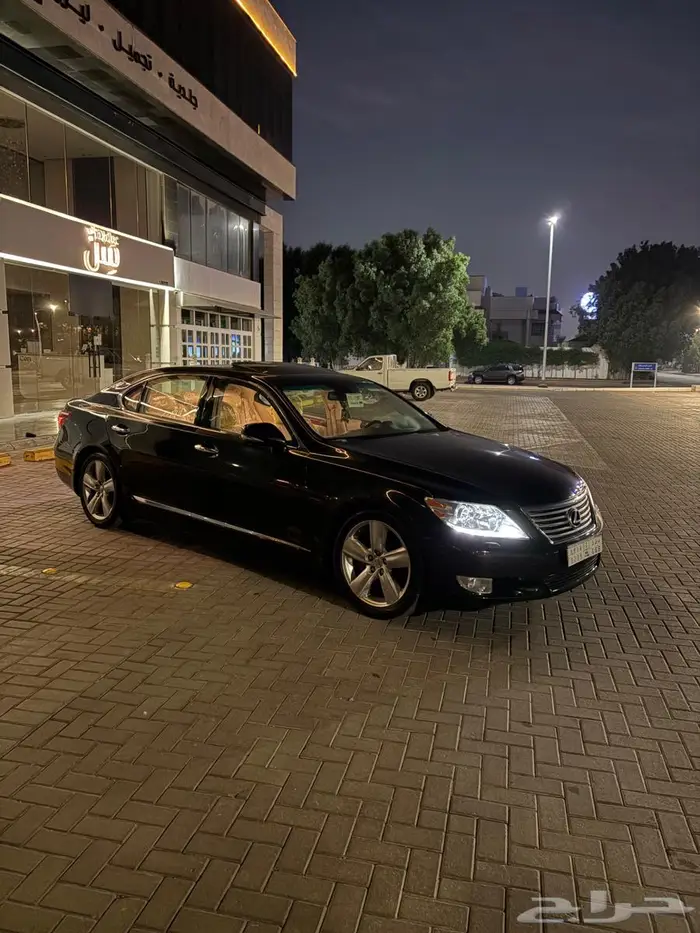 للبيع لكزس 460 2011 0