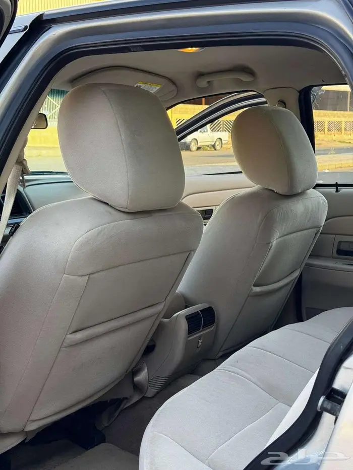 فورد فكتوريا 2012 12