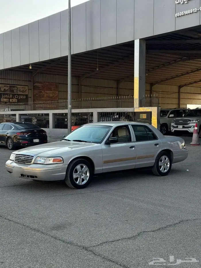 فورد فكتوريا 2012 0