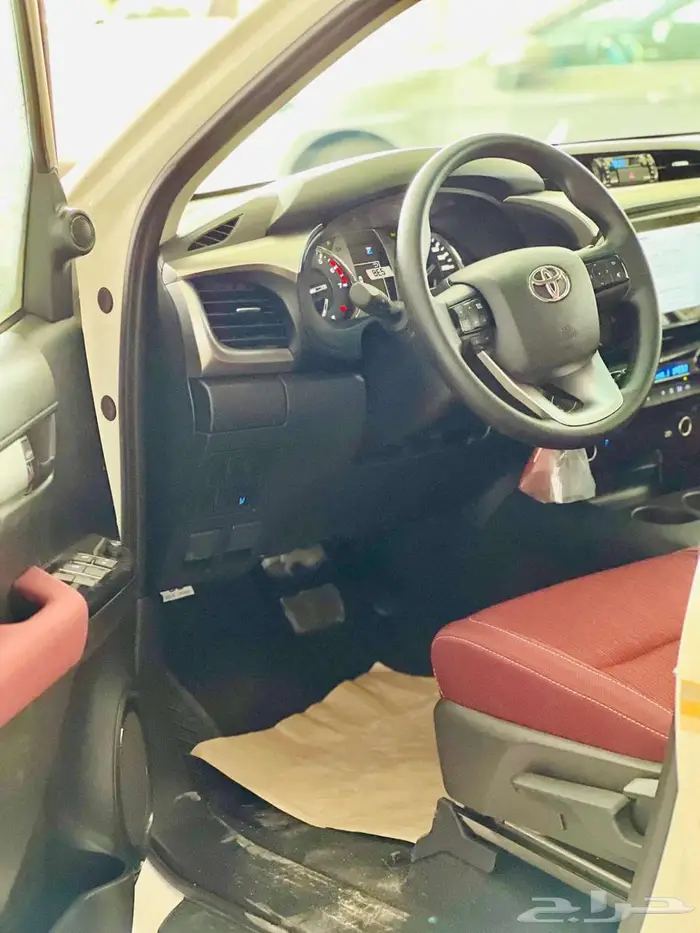 هايلوكس غمارتين اوتوماتيك جنوط بنزين كويتي 2025 7