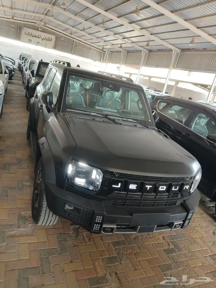 جيتور T2 لاكجيري 2026 اسود مطفي 5